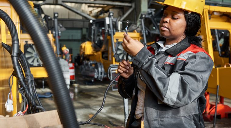 Maintenance des matériels de construction et de manutention